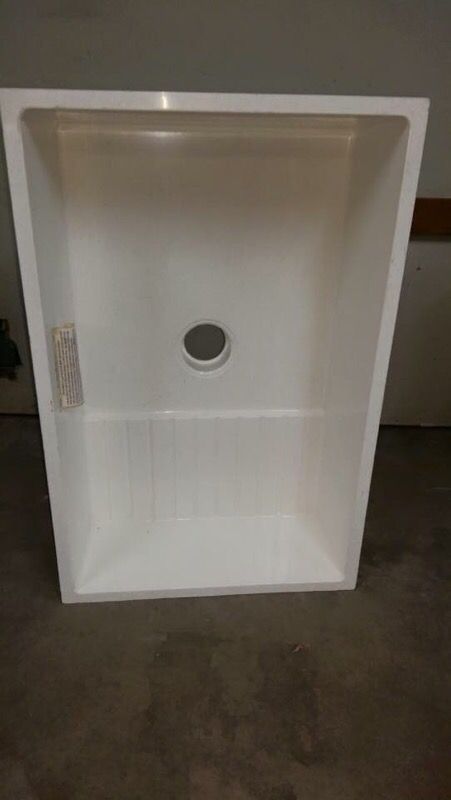 Mustee M65. 24"x36"x10" mop sink.