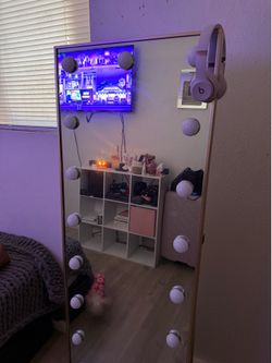 Vanity Mirror