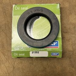 SKF 21352 Transfer Case Rear Output Shaft Seal
