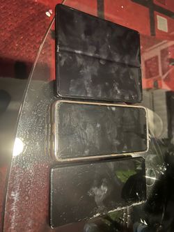 Samsung Galaxy Smartphone Lot - Z Fold 3 and 2 Galaxy S21 Ultra