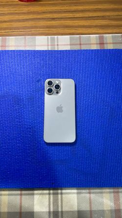 Iphone 15pro max 1tb natural color unlocked