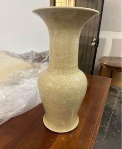 Antique 19th Century Chinese Vase