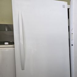 Kenmore Freezer Working Perfectly Fine Very Clean I Can Deliver To You 90 Days Warranty 