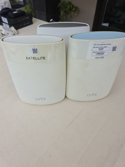 Orbi Router and 2 Satellites 