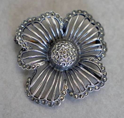 Vintage Sterling Silver Floral Brooch