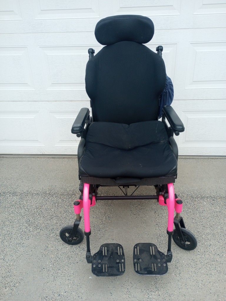 Quickie Iris Tilting Wheelchair