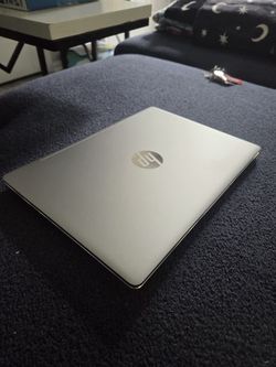 HP EliteBook Folio G1 ultra-thin Core m5 8GB, Windows Pro, B&O