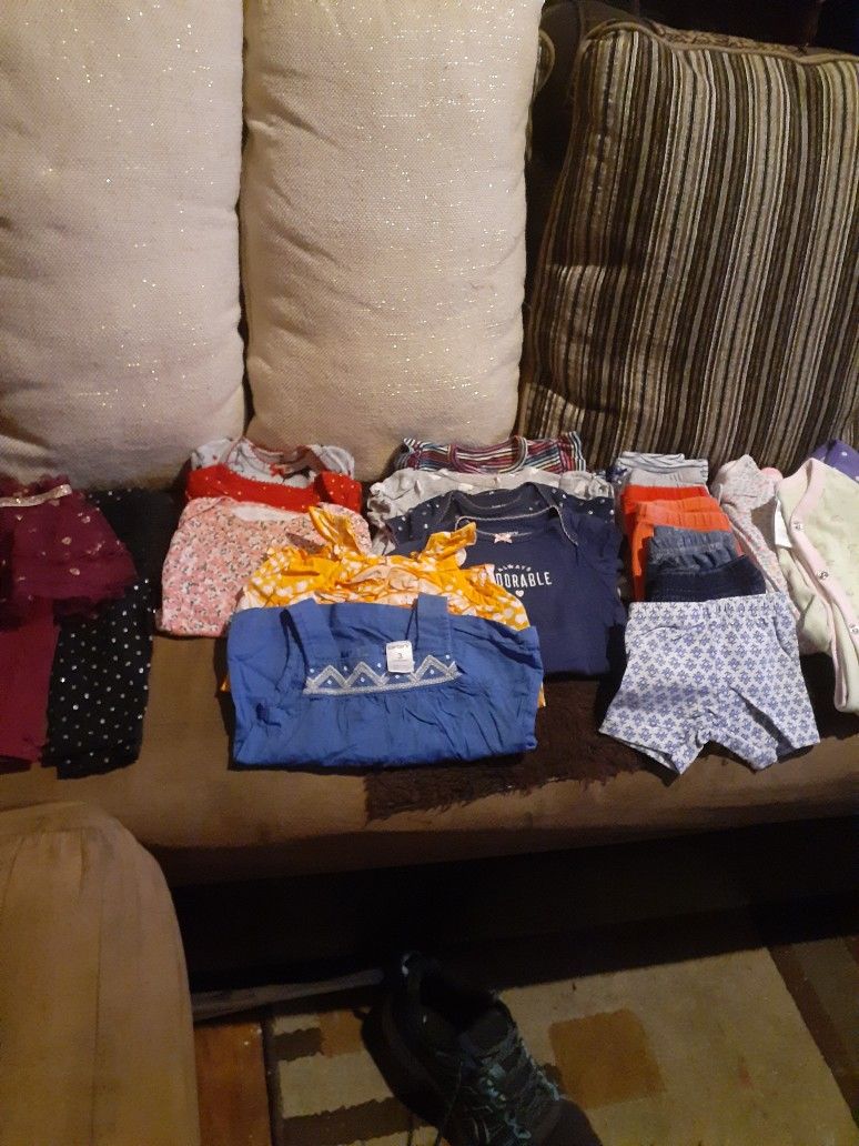 Very Nice Baby Girl. Size 3months.  21 Pieces clothes Bundle 