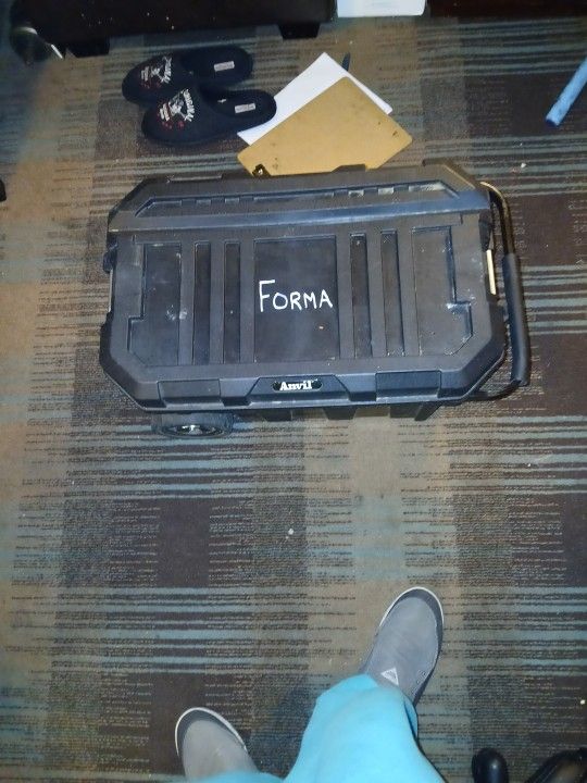 Rolling Storage Bin