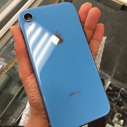 iPhone XR 128gb AT&T , Cricket H2O And Net 10