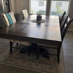 Expandable Dining Set — A Must-See!