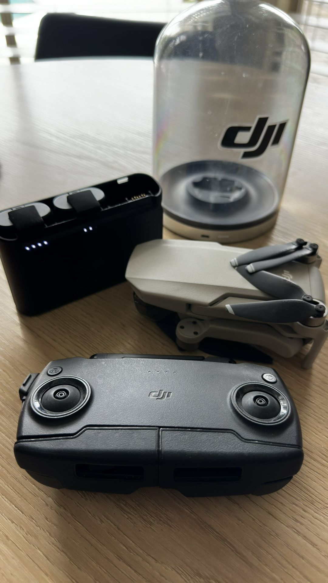 DJI Mini 2 W/2 Batteries, Charging Hub, Remote Controller, And case
