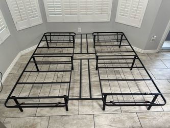 Folding Bed Frame, Queen/King Size Portable Bed Base,  Tool-Free Assembly, No Box Spring Needed