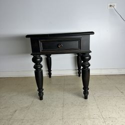 Ethan Allen End Table 