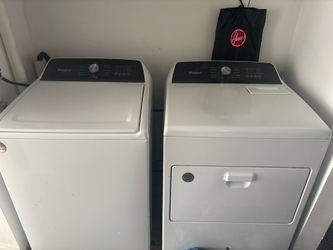 Whirlpool Washer & Dryer Set – Works Great