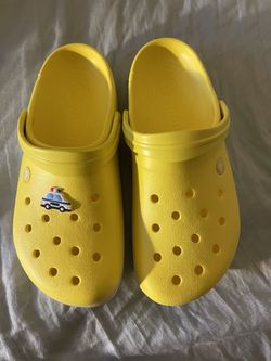 Yellow Croc Clog Sz 10  Crocs
