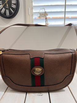 Authentic Gucci Sherry Line leather shoulder bag