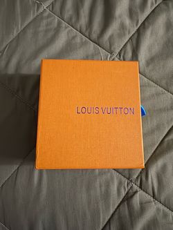 Louis Vuitton black belt