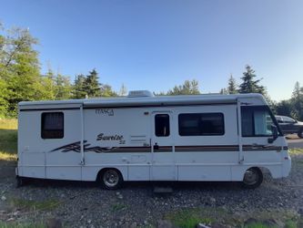 Winnebago Itasca 30'