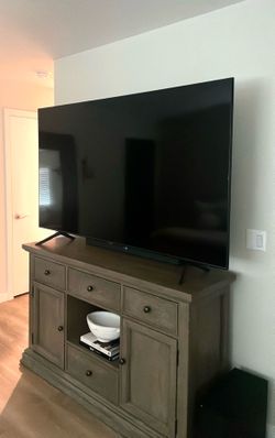 75” Samsung TV