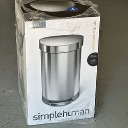 simplehuman 45L Kitchen Step Trash Can with Silent Close Lid Stainless Steel Semi Round Garbage Can with Fingerprint Proof Finish - NEVER USED