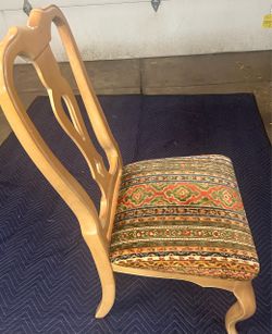 Ethan Allen Queen Anne Style Wood Chair with Upholstered Seat