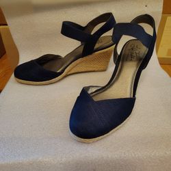 LifeStride SoftStyle Blue Espadrille Elastic Strap Sandal Size 7.5M