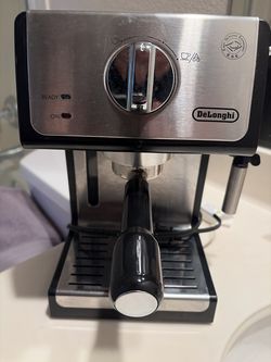 DeLonghi Espresso/Cappuccino machine model a3420
