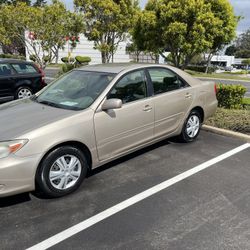 2004 Toyota Camry