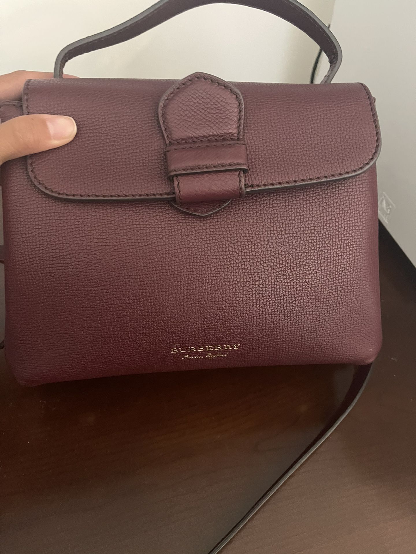 Authentic Burberry Purse With Wallet 