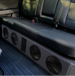 Q Bomb Speakerbox