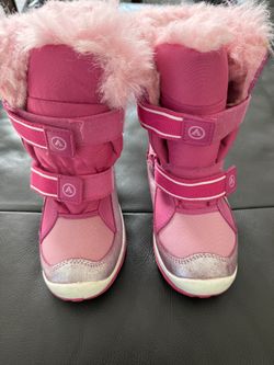 Girls Pink Airwalk Winter Boots, Size 4