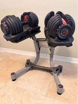 Used Bowflex 552 52.5lb Adjustable Dumbbell Set with stand