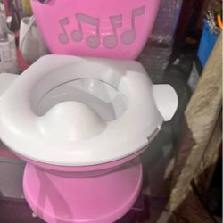 Toddler potty chair