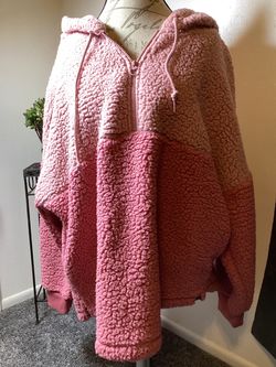 New with tags Victoria Secret Sherpa pullover size XL