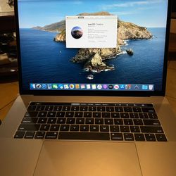 MacBook Pro 15 Inch Touchbar