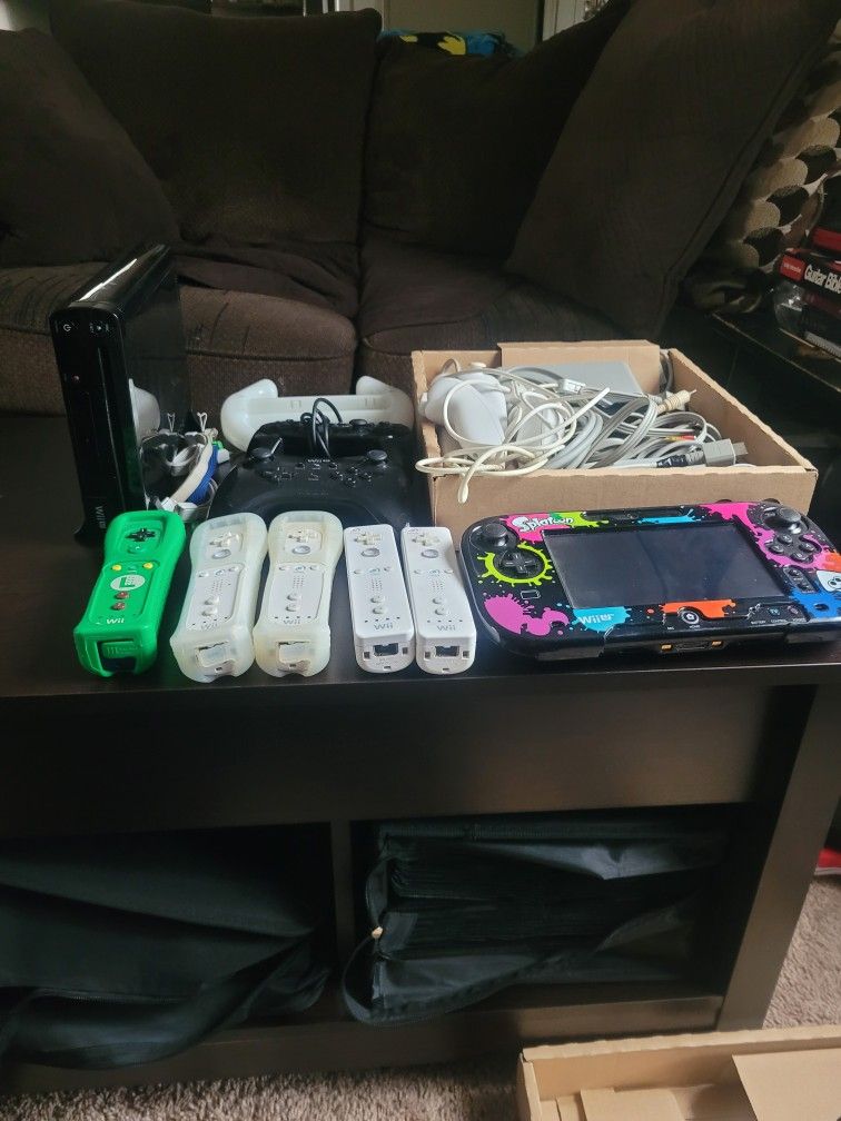 Nintendo WiiU Console And Games