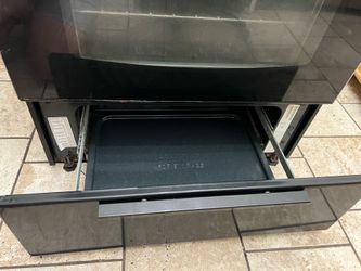 Kenmore 30” Black Gas Stove