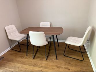 Dinning table with chairs