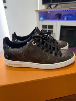 Luis Vuitton shoes $700