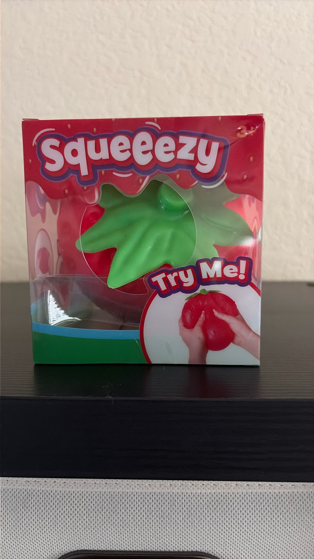 Squeezy Strawberry Squishy