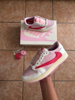 Travis Scott Jordan 1 Low