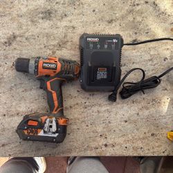 RIDGID Drill Hugh Capacity 4.0 Battery 