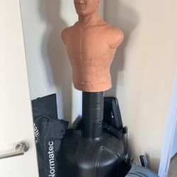 Bob Punching Dummy