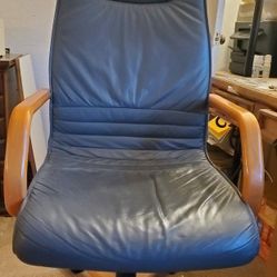 Executive Chair