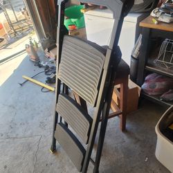 Gorilla Ladders 300 Lb $35