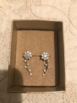 Diamonique earrings (OFFER UP!)