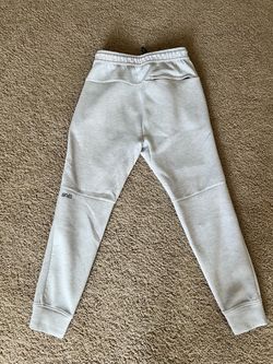 American Eagle 24/7 men’s jogger