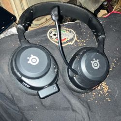 SteelSeries Arctis Nova 7P Wireless Gaming Headset Blac