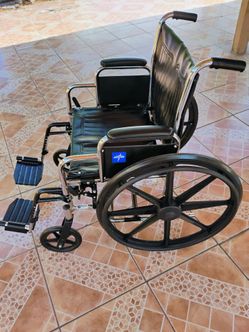 Wheelchair folding